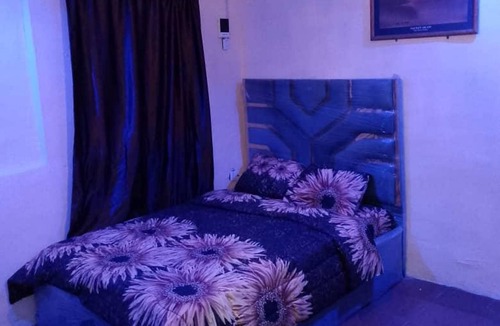 Ota Apartment | Fairways Apartments: Delightful 1 bed apartment 10 mins from Winners Chapel Ota