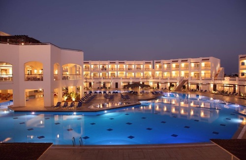 Sharm El Sheikh Resort | Family Fun Awaits | 3 Pool-View Rooms, Spa, Bingo & Live Music