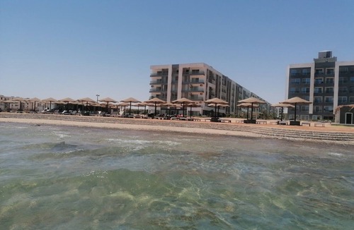 Hurghada Ski Chalet | Fanadir Bay Resort & Aqua Escape