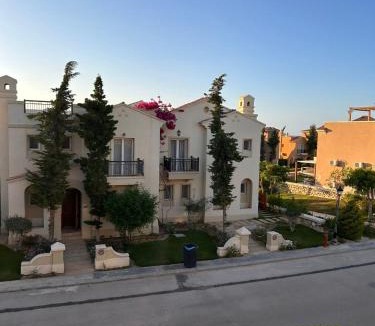 Zawiyat 'Abd al Mun'im House | fancy 4bedroom villa at mountain view north coast