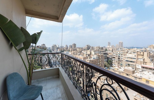 Gezira Apartment | Fantastic view over Zamalek I 3-room apartment Luxury Apartment I Balcony Jacuzzi
