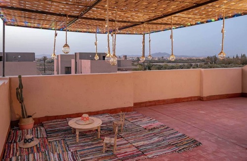 Menara Villa | Flextay - Villa Oasis - Private Pool - Rooftop Sunset