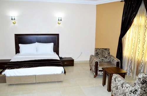 Jos Hotel | Fox Premium Hotel Jos