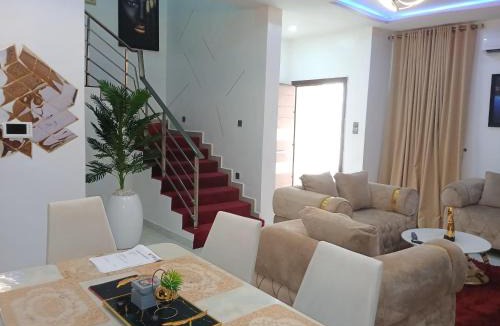 Ishara Apartment | Fully Furnished and Serviced 4Bedrooms Duplex