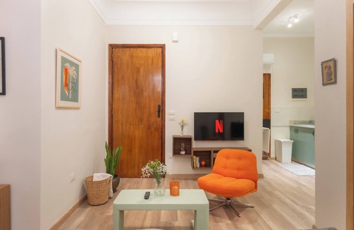 Qasr an-Nil Apartment | Funky 2-bedroom apartment with AC in vibrant Downtown Cairo