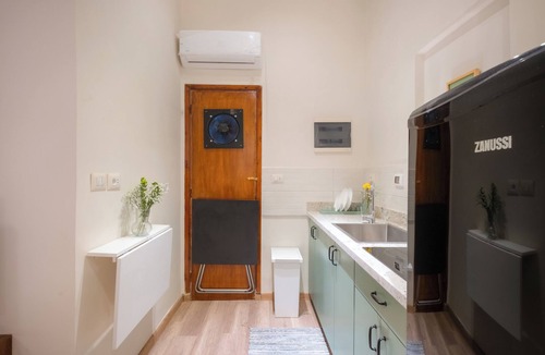 Qasr an-Nil Apartment | Funky 2-bedroom apartment with AC in vibrant Downtown Cairo