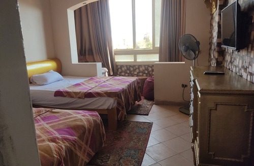 Bulaq ad Dakrur Cabin | Golden Suite