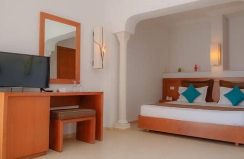 Aghir Hotel | GOLF BEACH