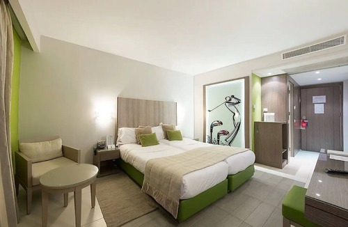 Ville Nouvelle Hotel | Golf Royal Hotel