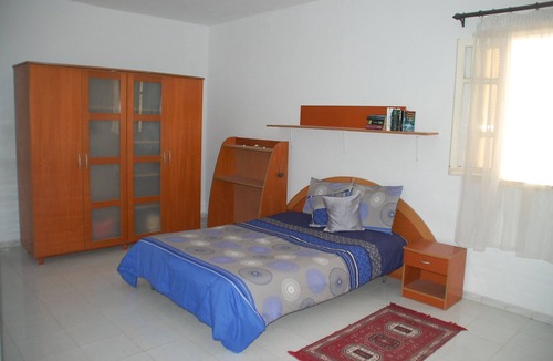 Hawmat al Badawiyin House | Good and cheap, which is our motto. Centrally located, but quiet.