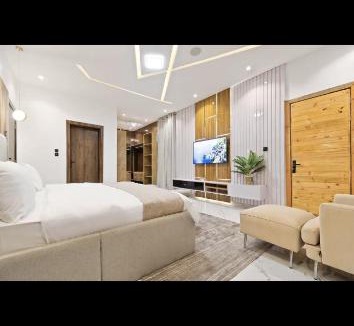 Ofin Apartment | Gorgeous 5bedroom duplex With A Pool and PS5 lekki