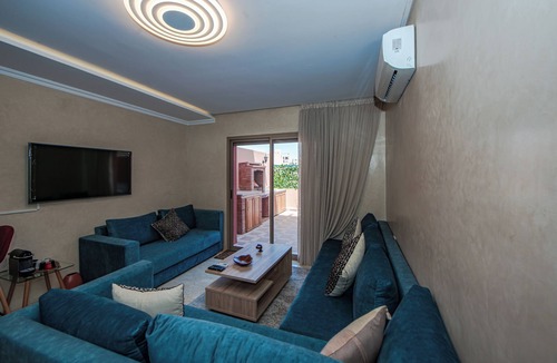 El Hara Apartment | Hanna - Modern - Private patio and barbecue- Wifi - HyperCentre - air-conditioning