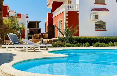 Village Road Villa | Happiness Villa Majawish, close to the city center