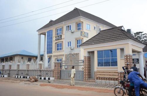 Kwara Apartment | High-Con Hotel and Suites
