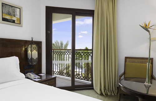 Luxor Resort | Hilton Luxor Resort & Spa
