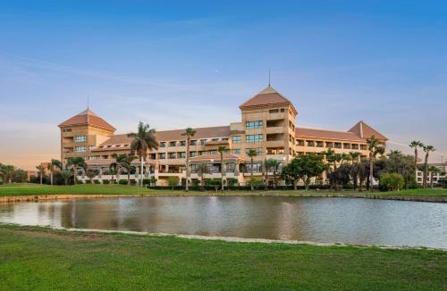 Dream Land Resort | Hilton Pyramids Golf