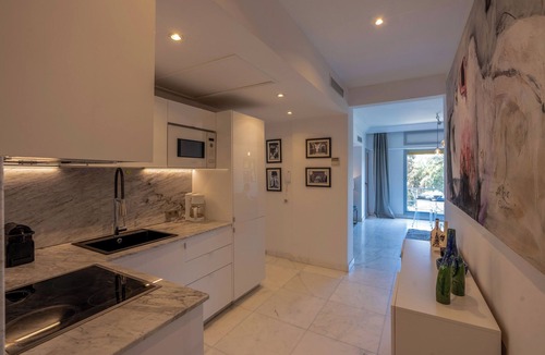 Hivernage Apartment | Hivernage Luxury Oasis : 2 Bedroom & Free Parking