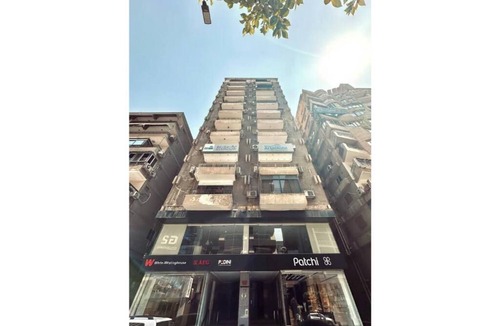 Al Duqqi Apartment | Hjertet av Al Mohandiseen