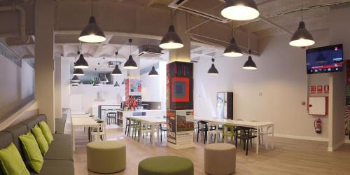 Dreta de l'Eixample Hostel | Hola Hostal Eixample