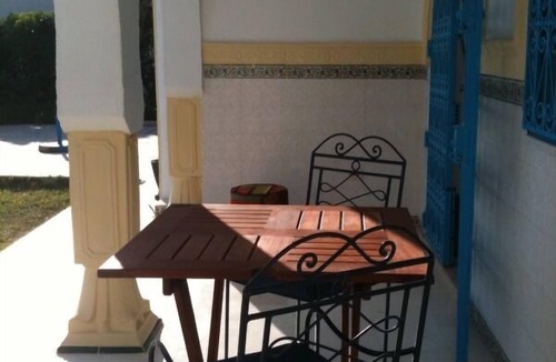 El Maamoura House | Holiday home direct access to the beach