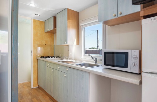 Campano House | Holiday Home 'Eloy Playa 2 - Sólo familias' with Pool, Garden & Wi-Fi