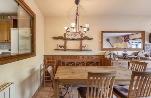 Bellver de Cerdanya House | Holiday Home 'Can Vall Bellver' with Mountain Views, Private Terrace, Wi-Fi