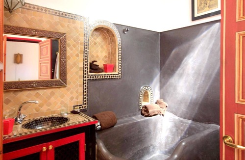 Sidi Bou Amar House | Homerez - Nice house for 6 ppl. with terrace and balcony at Medina, Marrakesh