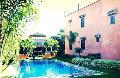 Ait Zat Villa | Homerez - Villa for 6 ppl. with swimming-pool, garden and terrace at Aghmat
