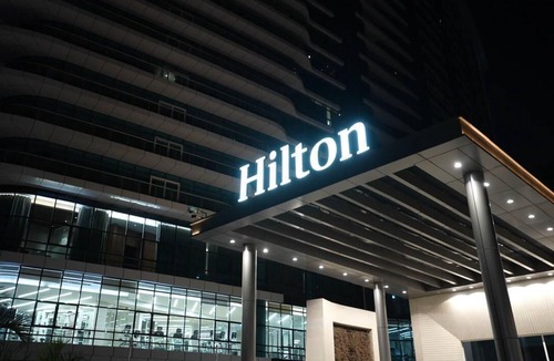 Al-Basatin Apartment | Hotel apartment in Hilton Nile Maadi with a charming Nile and pyramids view