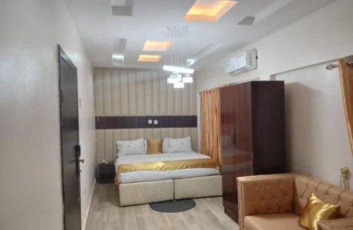Edunabon Hotel | HOTEL D RITZ