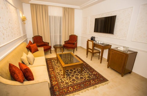 Arrondissement El Bosten Hotel | Hotel Palais Royal