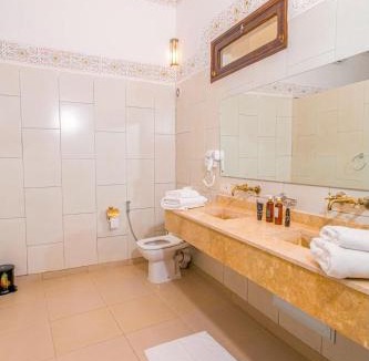 Menara Hotel | Hotel Targa 42