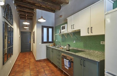 El Raval Apartment | Ideal 2bedroom city centre-Plaza Cataluña -parking