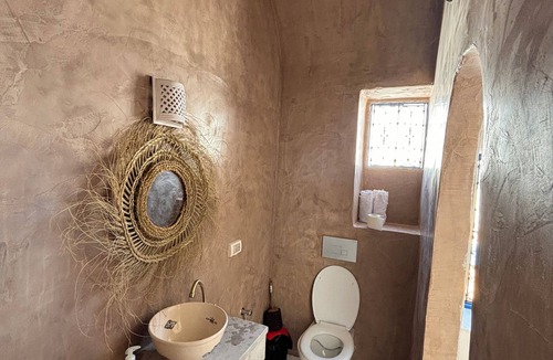 Erriadh House | Immerse Yourself in Authentic Charm: Stay at traditional Houch Yasmine