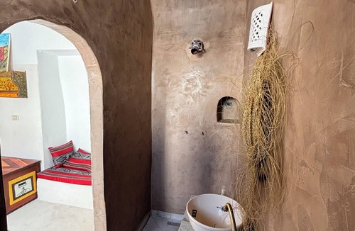 Erriadh House | Immerse Yourself in Authentic Charm: Stay at traditional Houch Yasmine