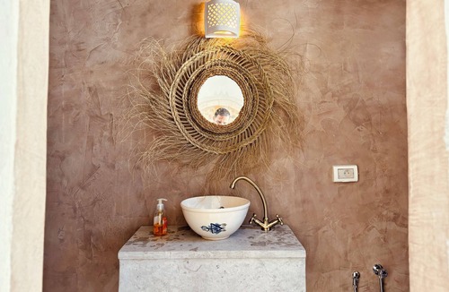 Erriadh House | Immerse Yourself in Authentic Charm: Stay at traditional Houch Yasmine