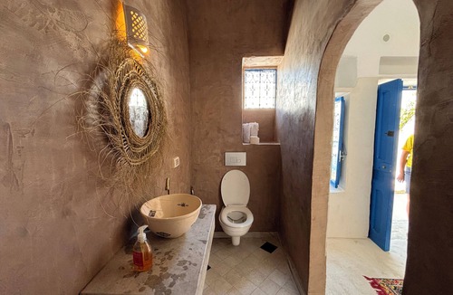 Erriadh House | Immerse Yourself in Authentic Charm: Stay at traditional Houch Yasmine