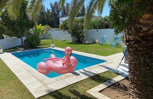 La Soukra Apartment | In a garden with swimming pool and close to the airport, Carthage and Sidi bou Said