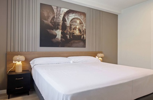 Haro House | Iraipe Haro Auto Check-in
