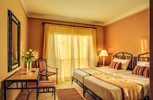 Al Mamsha El Seyahi Hotel | JAZ Neo Ivory