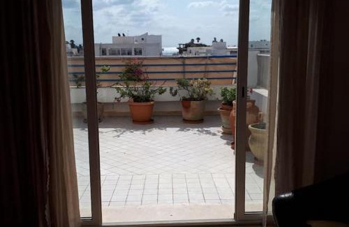 Kheredine Apartment | Joli duplex vue sur mer