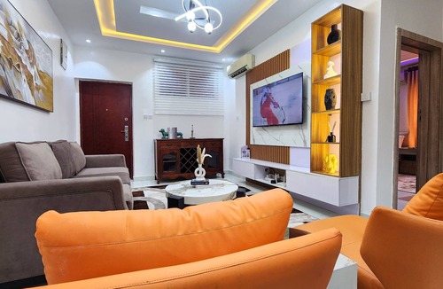Ofin Apartment | Joyful Home: 2BR, 24/7 Power, Private and Secured Estate, Wi-fi.Heart of Lekki