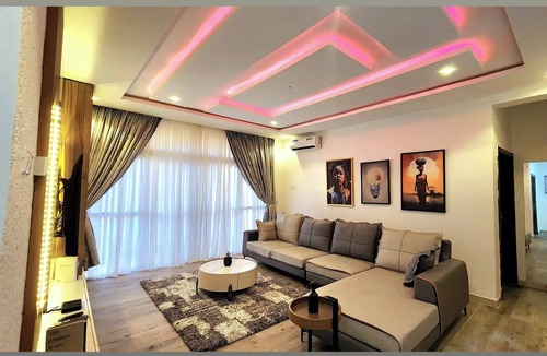 Ofin Apartment | Joyful Home 3BR in Lekki 24/7 Power, Fast WiFi, Super Secured Estate,