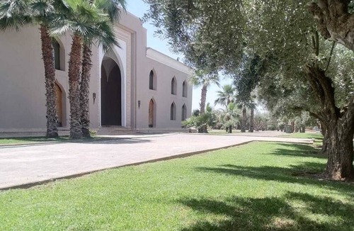 Palmeraie House | Just 15 minutes from downtown, elegance, sophistication, and the art of living in Marrakech.