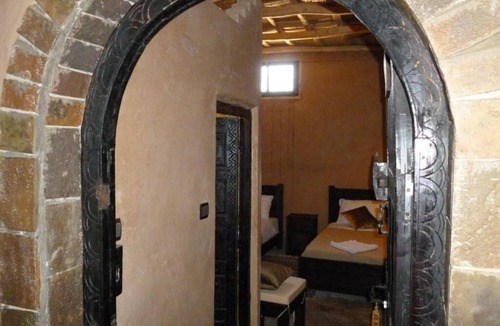 Nekob Bed & Breakfast | Kasbah Ennakb - Triple Room with City View 2