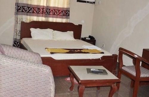 Ikotun Hotel | Keviz Hotel