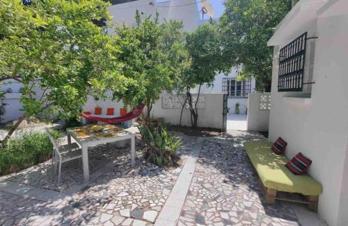 Amilcar House | La Belle Carthagene