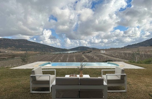 Nabeul Governorate Villa | Lake Villa 3 Bedrooms