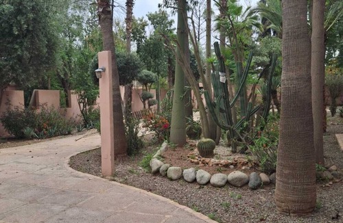 Hivernage Villa | Large luxury villa for large group events - close to town center