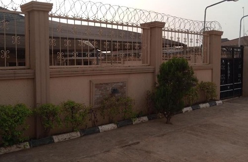 Ilesa Hotel | LARRYDAM HOTEL AND SUITES